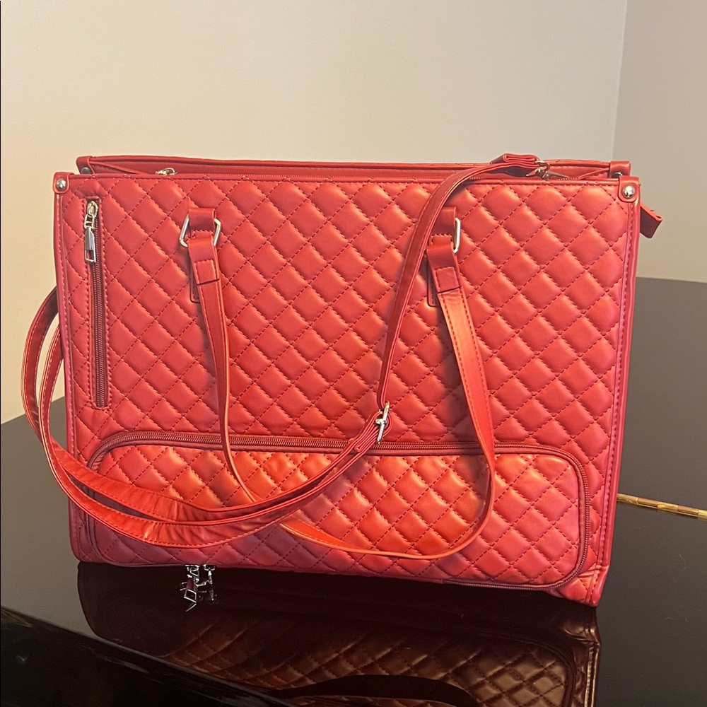 Never Used Brand New Elegant Quilted Red Handbag